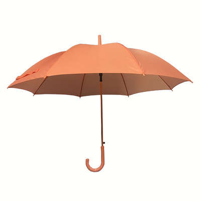 Соответствуя вал и нервюры стеклоткани зонтика гольфа цвета оранжевые длинные компактные