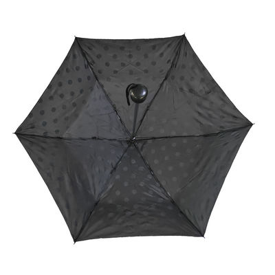 На открытом воздухе металл шутит над подгонянным зонтиком полиэстера складным