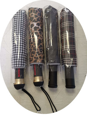 Зонтик приведенный приведенный ручки электрофонаря зонтика складчатости факела автоматический