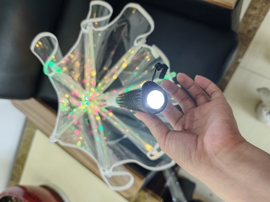Добавьте поп цвета и функциональности с Creative Umbrella s LED освещение POE зонтик
